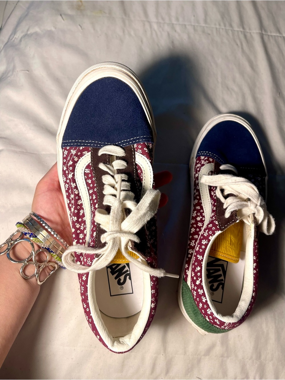 Vans : Old Skool Floral Sneakers!!